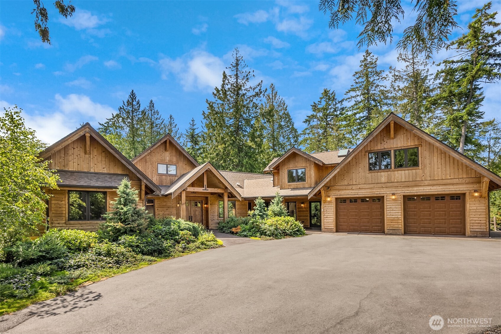 9721 NE Charisma Circle
