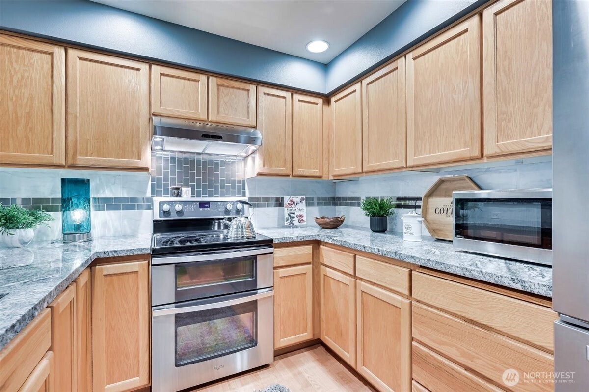 2001 120th Place SE 3-104