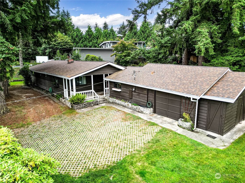 Photo of 21332 Poplar Way, Brier, WA 98036 (MLS # 2259938)