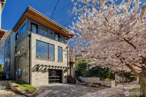 Photo of 2660 9th Avenue W, Seattle, WA 98119 (MLS # 2520928)
