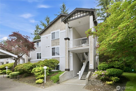 Photo of 25235 SE Klahanie blvd BLVD #C303, Sammamish, WA 98029 (MLS # 2532763)