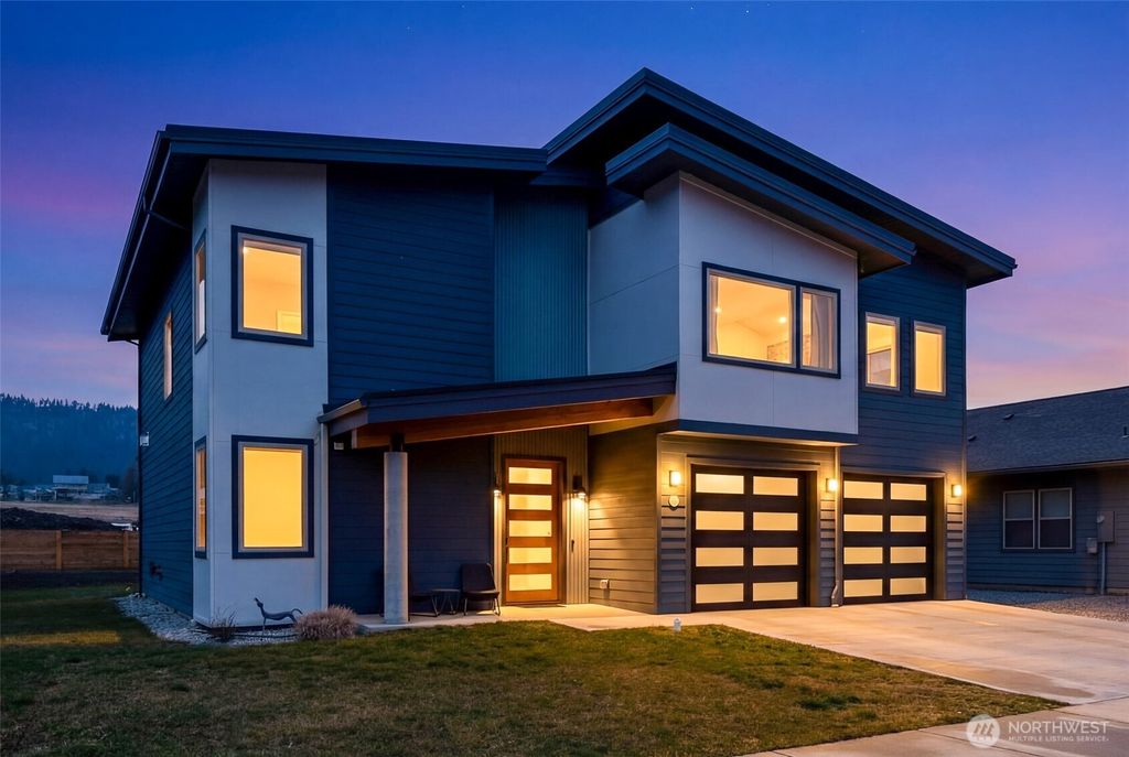 Photo of 336 Pinegrass St, Leavenworth, WA 98826 (MLS # 2472585)