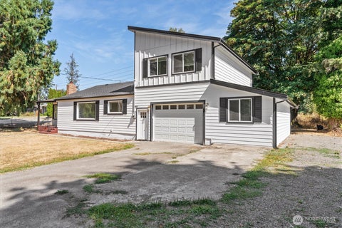 Photo of 7003 44th Avenue E, Tacoma, WA 98443 (MLS # 2518735)