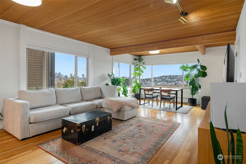 Photo of 2016 Broadway E #D, Seattle, WA 98102 (MLS # 2330018)