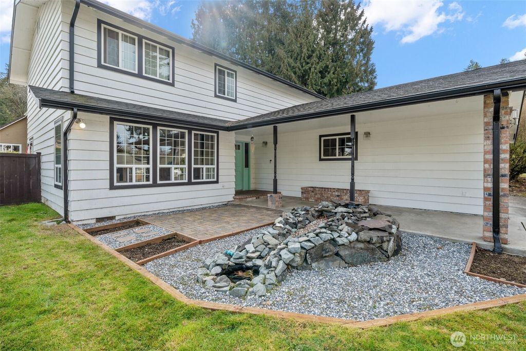 Photo of 6302 81st Street E, Puyallup, WA 98371 (MLS # 2524498)