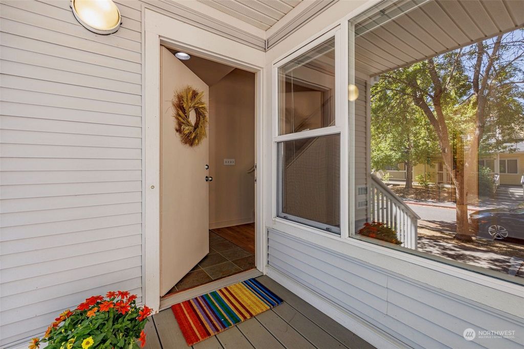 Photo of 6717 Shaffer Avenue S, Seattle, WA 98108 (MLS # 2147998)