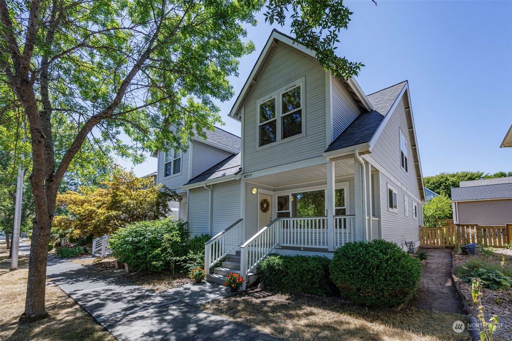 Photo of 6717 Shaffer Avenue S, Seattle, WA 98108 (MLS # 2147998)