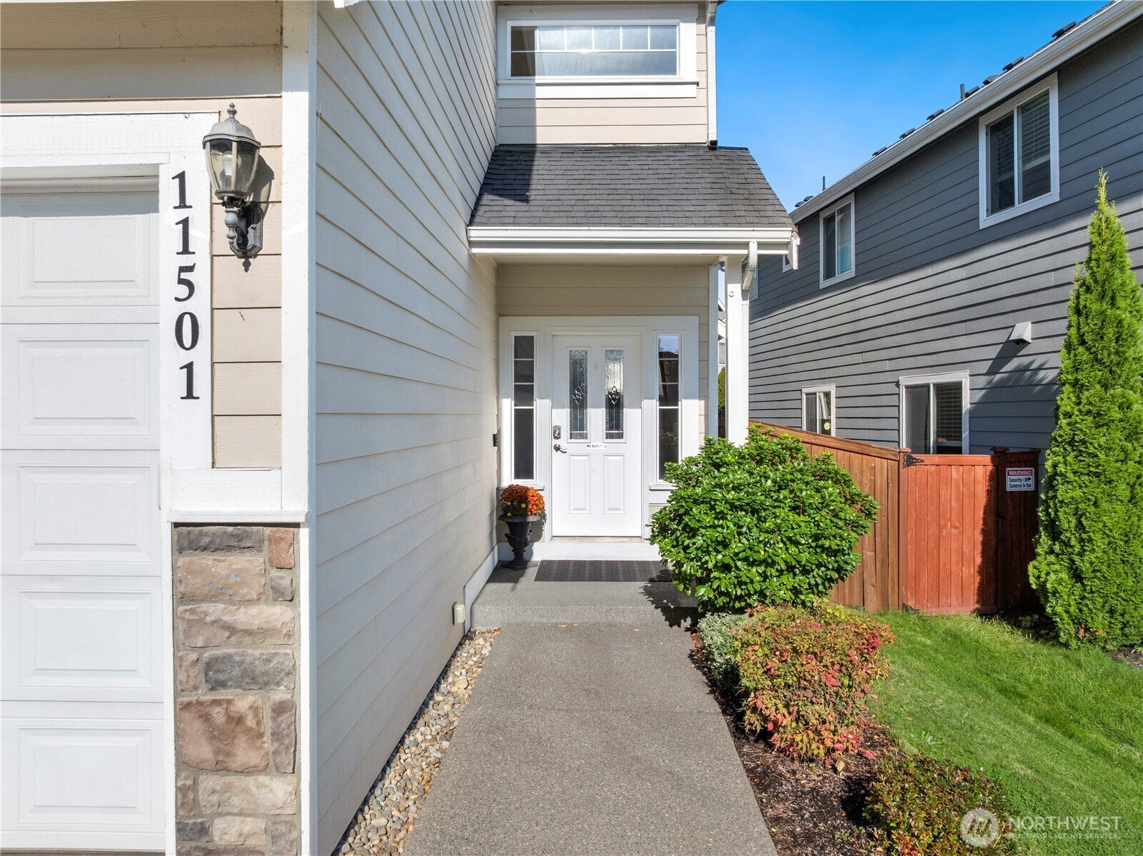 11501 185th Street E