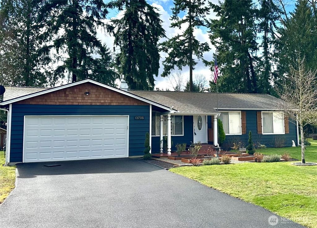 Photo of 13706 31st Drive SE, Mill Creek, WA 98012 (MLS # 2492801)