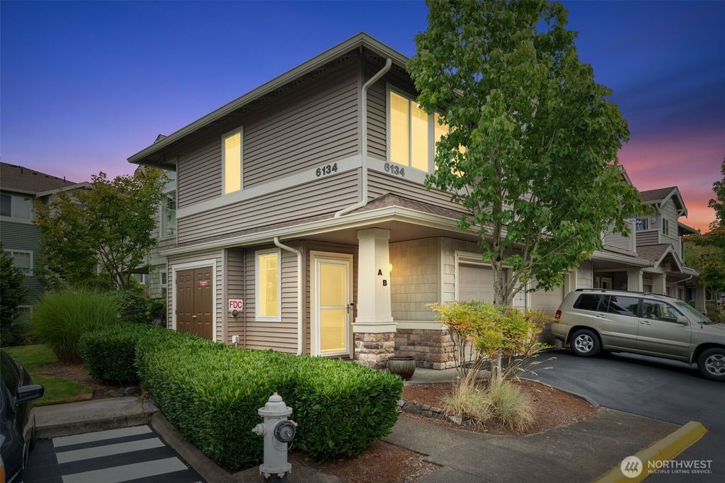Photo of 6134 Hazel Loop Loop SE #B17, Auburn, WA 98092 (MLS # 2413983)