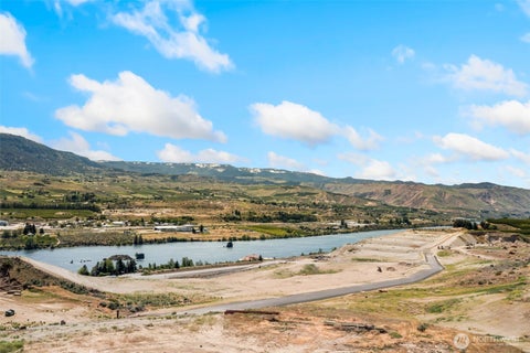 Photo of 45 SE Vanemily Drive, East Wenatchee, WA 98802 (MLS # 2584470)