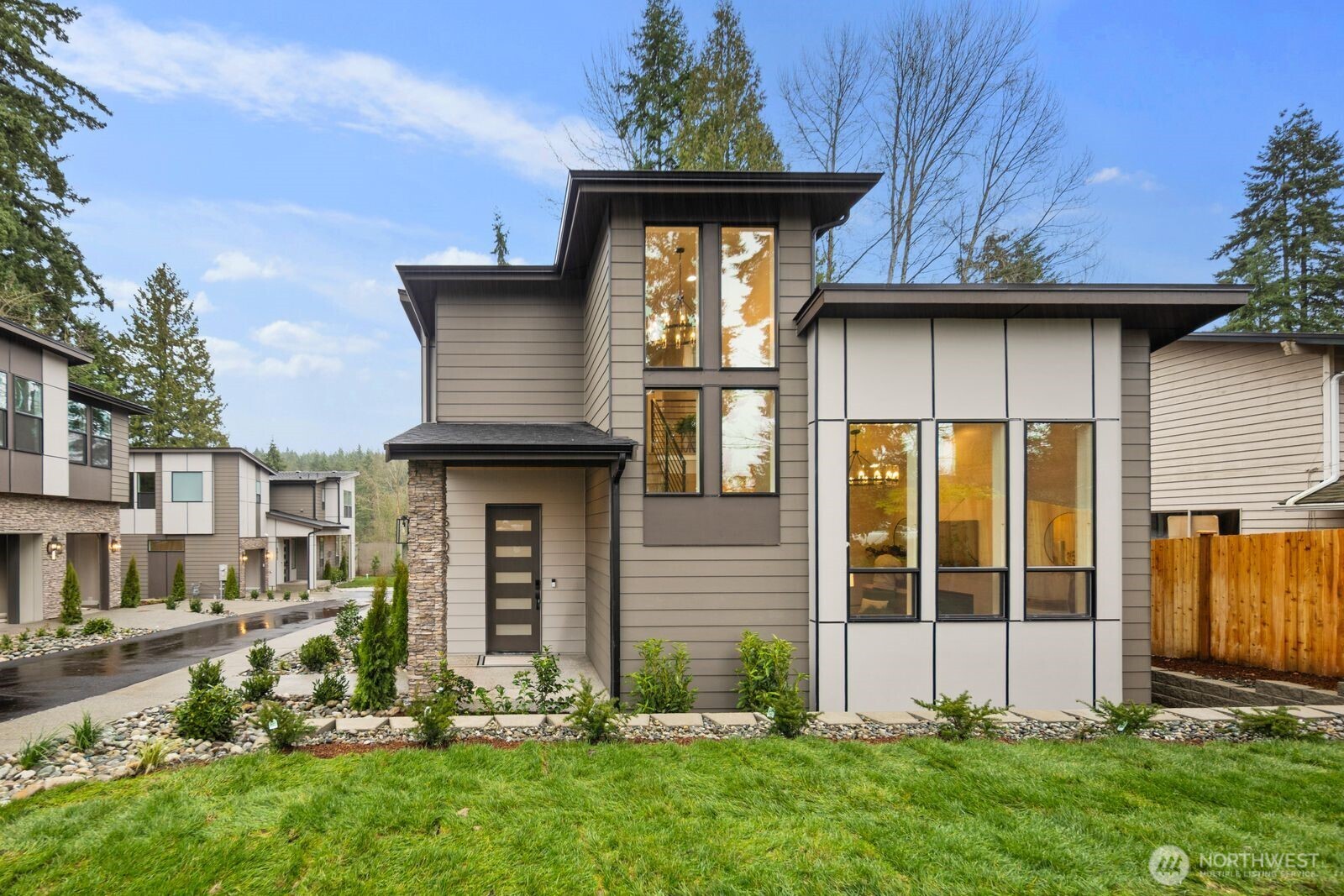 5008 114th Avenue NE 2