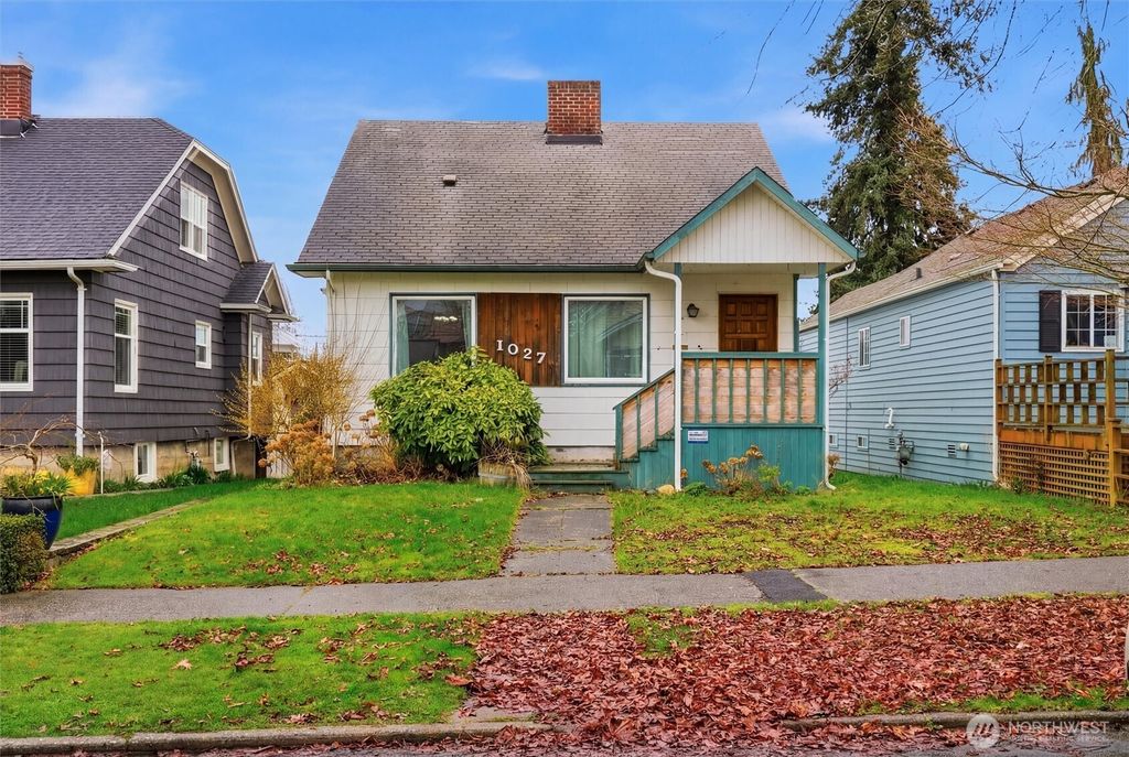 Photo of 1027 Wetmore, Everett, WA 98201 (MLS # 2489826)