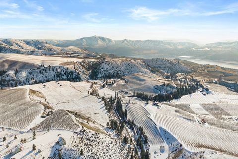 Photo of 565 Boyd Loop Rd Rd, Manson, WA 98831 (MLS # 2465825)