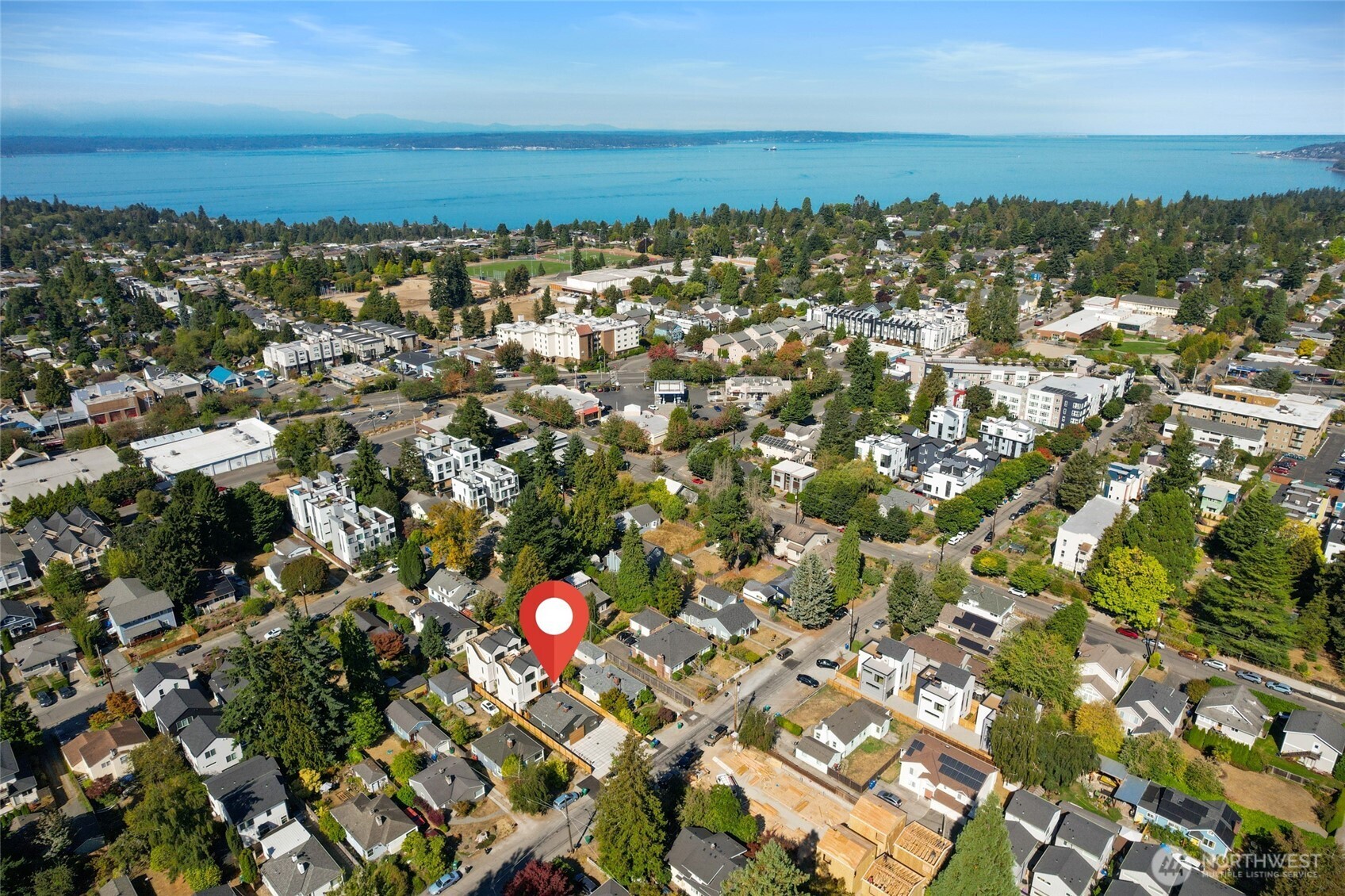 Seattle, Washington 98117, United States, 2 Bedrooms Bedrooms, ,1 BathroomBathrooms,Residential,Active,213473