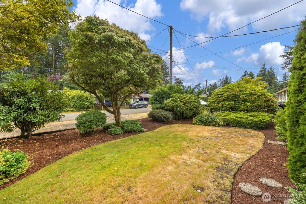 Photo of 824 NE 194th Street, Shoreline, WA 98155 (MLS # 2557187)