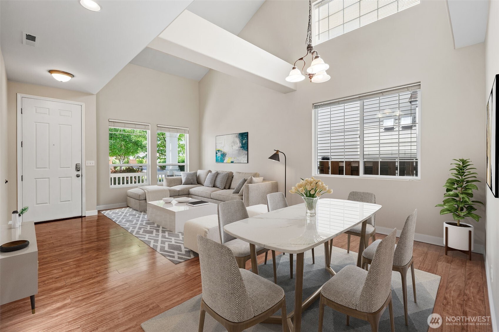 6529 Elizabeth Loop SE
