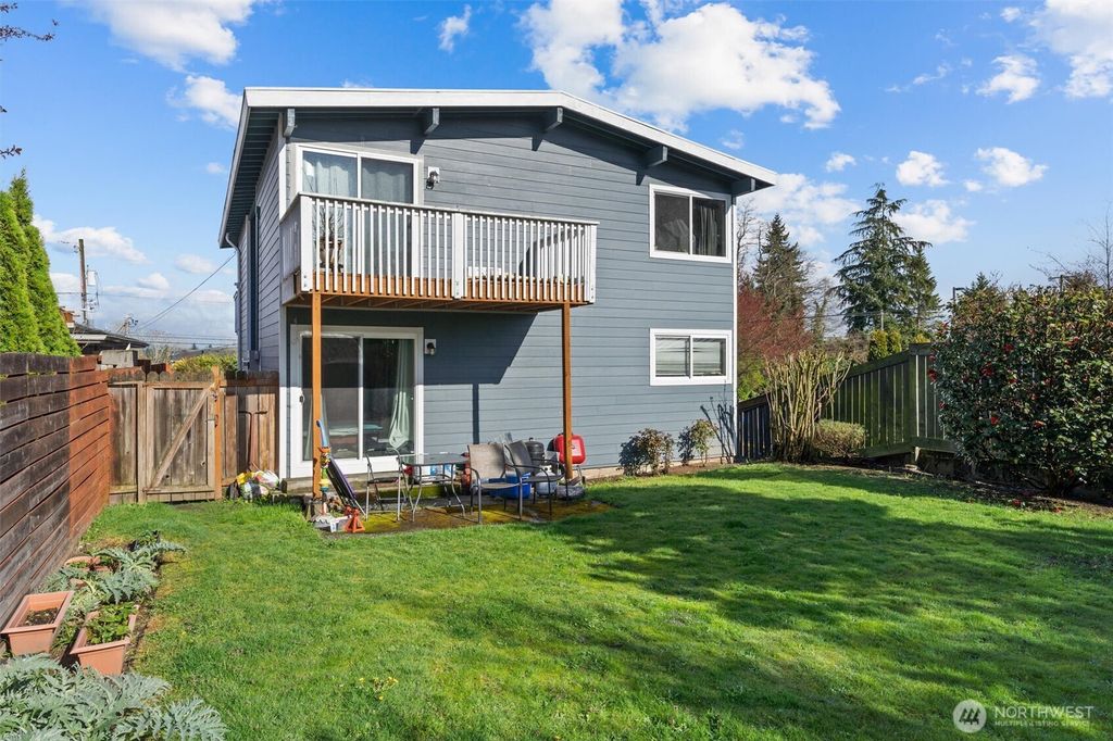 Photo of 9237 12th Avenue NW, Seattle, WA 98117 (MLS # 2338175)