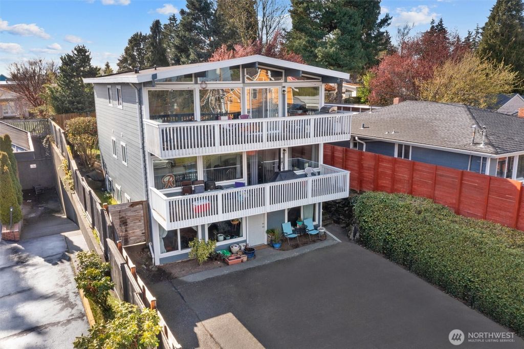 Photo of 9237 12th Avenue NW, Seattle, WA 98117 (MLS # 2338175)