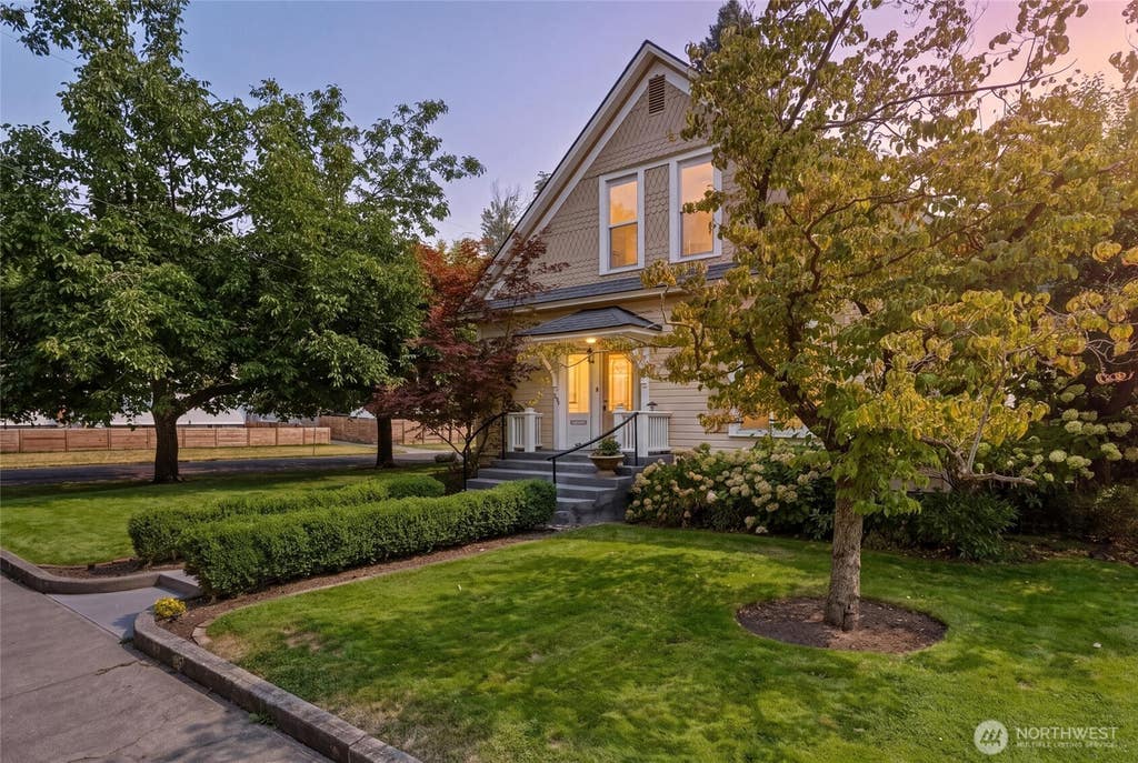 Photo of 736 Lincoln Street, Walla Walla, WA 99362 (MLS # 2569416)