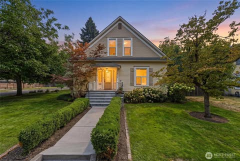 Photo of 736 Lincoln Street, Walla Walla, WA 99362 (MLS # 2569416)