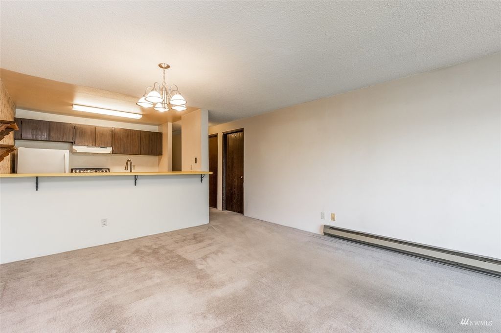 Photo of 31003 14th Avenue S #A5, Federal Way, WA 98003 (MLS # 1974368)