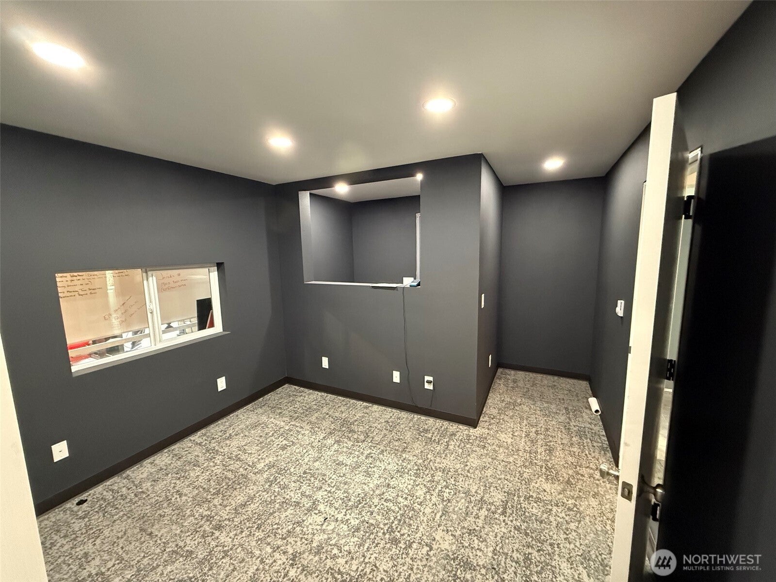 25182510 16th Street NW