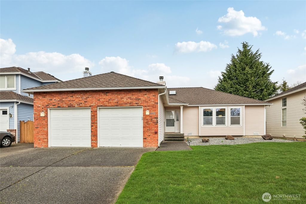 Photo of 11310 SE 217th Street, Kent, WA 98031 (MLS # 2341611)