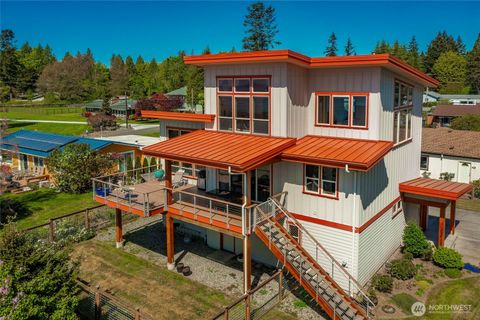 Photo of 8285 Sunset Street, Blaine, WA 98230 (MLS # 2510983)