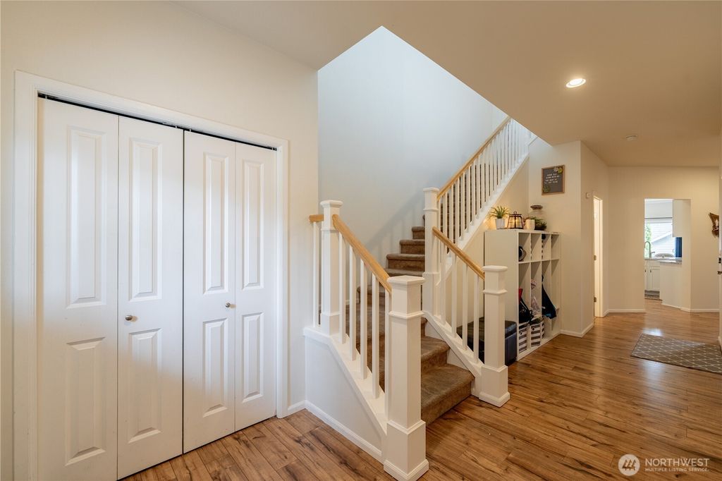 Photo of 7615 14th Street SE, Lake Stevens, WA 98258 (MLS # 2387963)