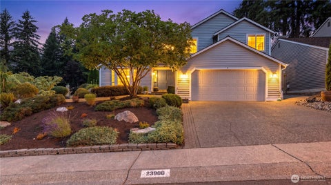 Photo of 23900 SE 42nd Place, Sammamish, WA 98029 (MLS # 2549423)