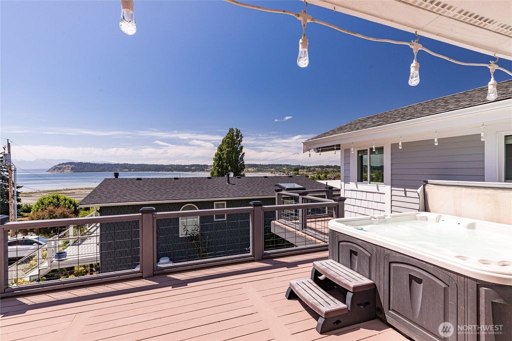 Photo of 2735 Evening Glory Court, Clinton, WA 98236 (MLS # 2496374)