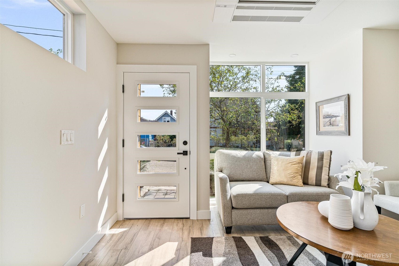 1616 S Juneau Street