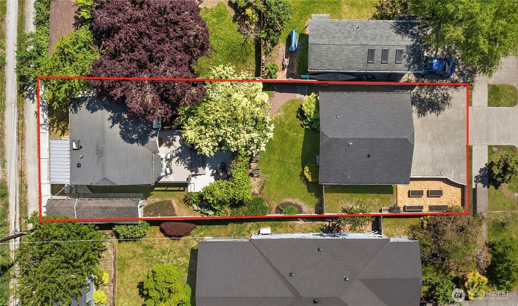 Photo of 5648 38th Avenue SW, Seattle, WA 98126 (MLS # 2384220)