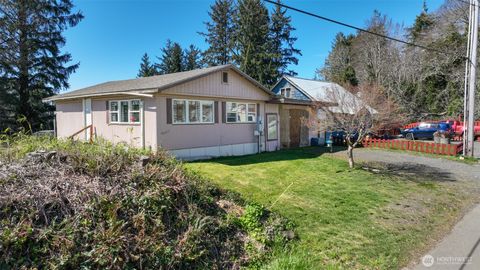 Photo of 21 2nd Street, Bay Center, WA 98527 (MLS # 2499996)