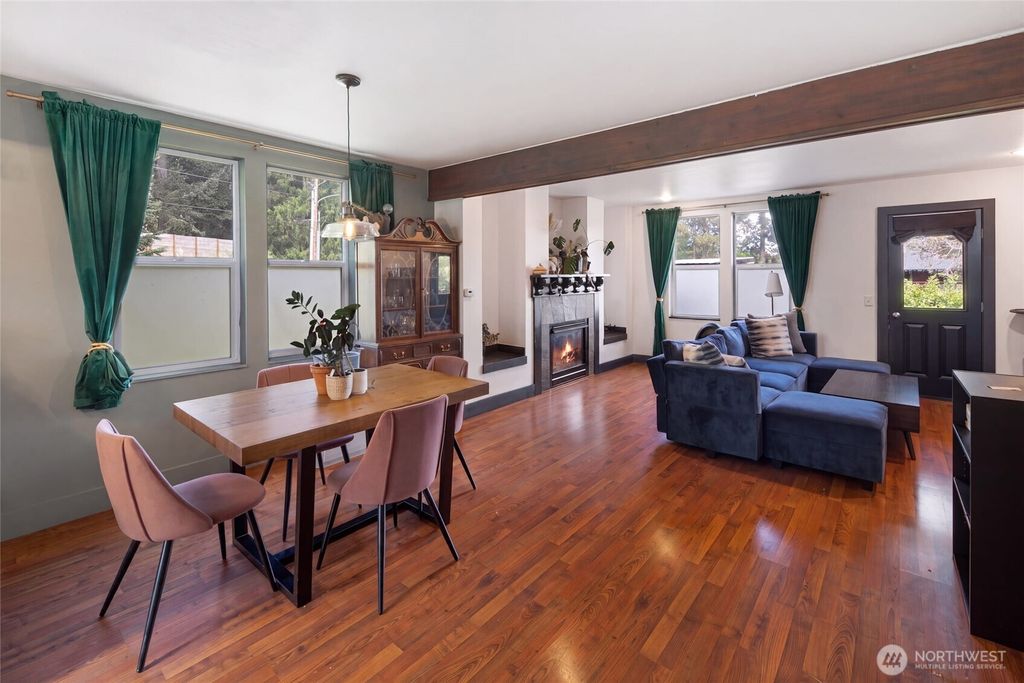 Photo of 1014 Park Street #1A, Friday Harbor, WA 98250 (MLS # 2521805)