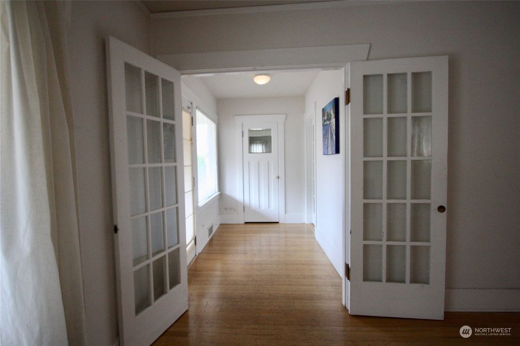 Photo of 1514 Warren Avenue N, Seattle, WA 98109 (MLS # 2147808)
