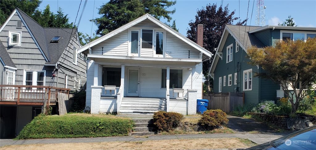 Photo of 1514 Warren Avenue N, Seattle, WA 98109 (MLS # 2147808)