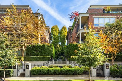 Photo of 726 Boylston Avenue E #5, Seattle, WA 98012 (MLS # 2444472)