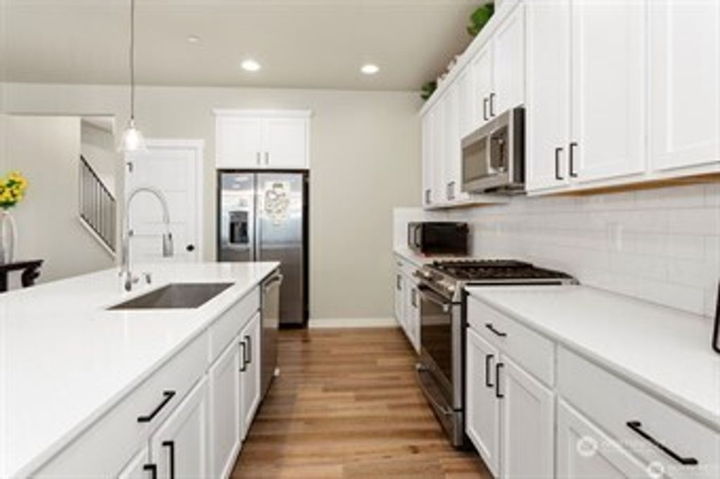 Photo of 7713 92nd Place NE, Marysville, WA 98270 (MLS # 2479539)