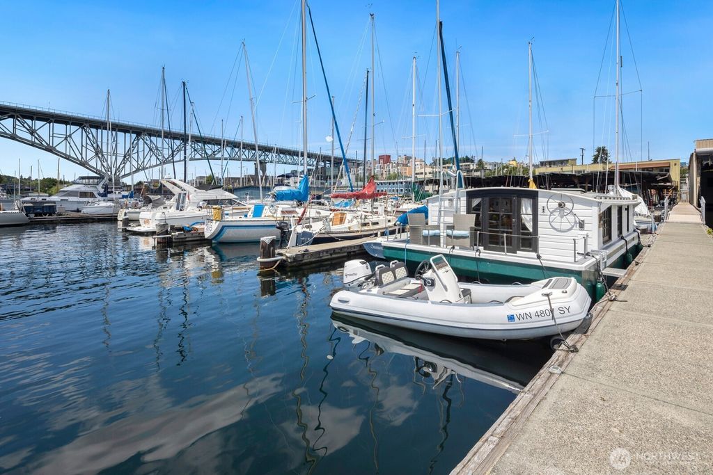Photo of 1101 N Northlake Way #41, Seattle, WA 98103 (MLS # 2353203)