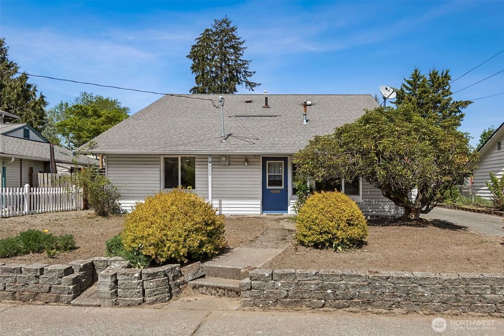 Photo of 4905 234th St. ST SW, Mountlake Terrace, WA 98043 (MLS # 2519821)