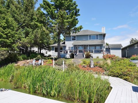 385 Eagle Nest Court SE Ocean Shores WA 98569