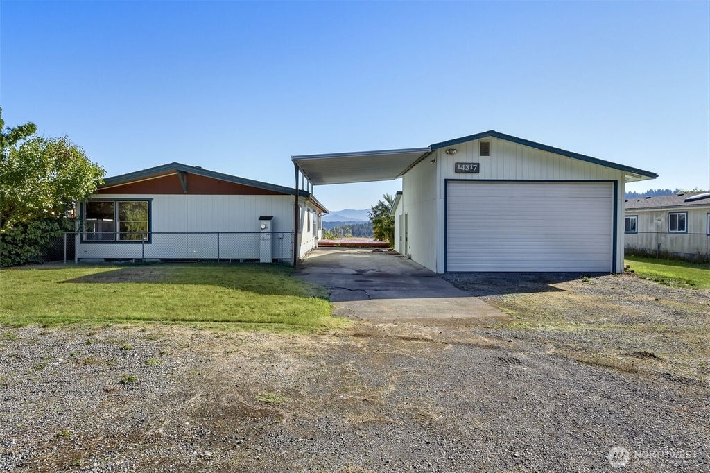 Photo of 14317 Greenbelt Drive E, Sumner, WA 98391 (MLS # 2583967)