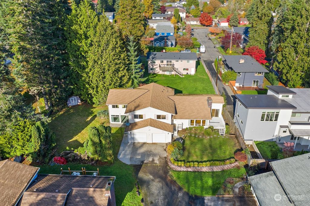 Photo of 2710 NE 106th Place, Seattle, WA 98125 (MLS # 2183560)