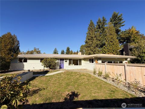Photo of 12502 SE 62nd Place, Bellevue, WA 98006 (MLS # 2443510)