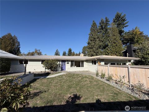 Photo of 12502 SE 62nd Place, Bellevue, WA 98006 (MLS # 2443510)