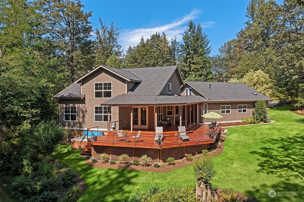 Photo of 11733 E Lake Joy Drive NE, Carnation, WA 98014 (MLS # 2162132)