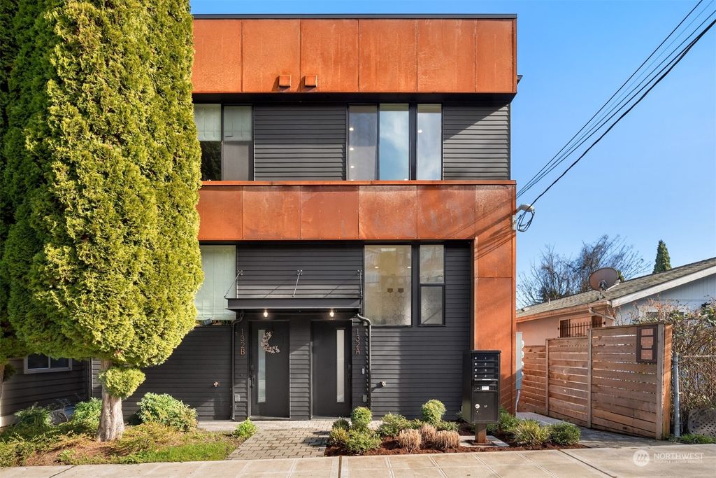 Photo of 132 26th Avenue E #A, Seattle, WA 98112 (MLS # 2194347)