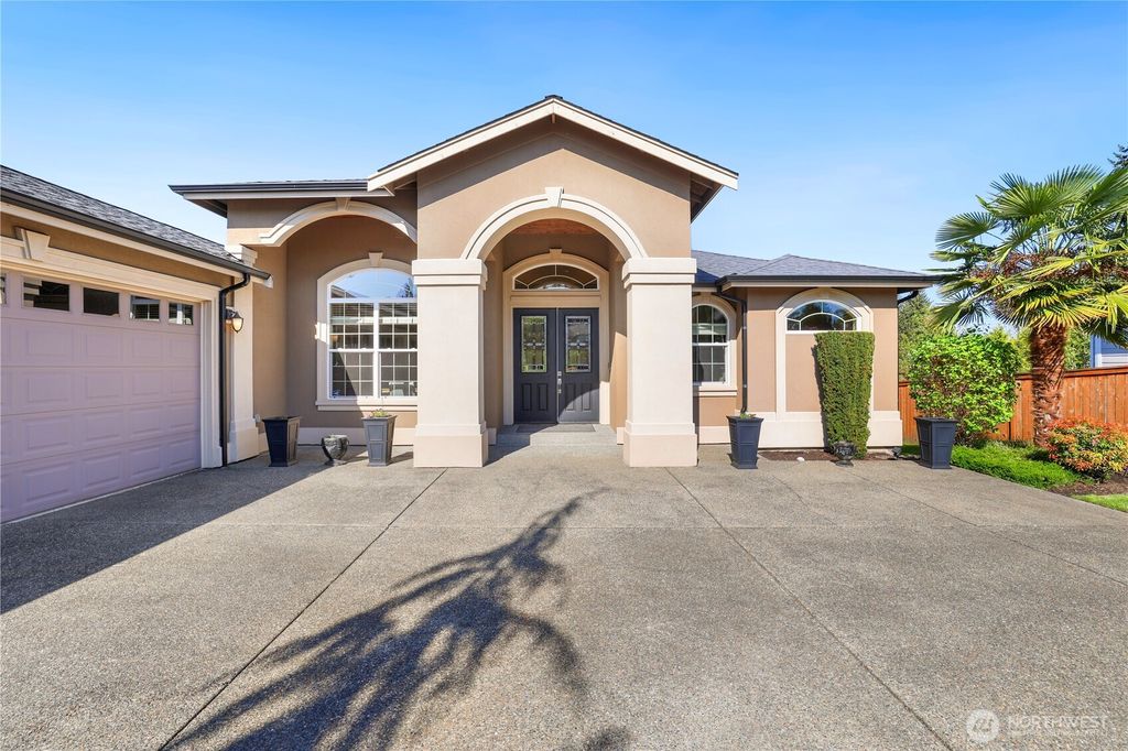 Photo of 11227 Shawnee Road E, Puyallup, WA 98374 (MLS # 2514118)